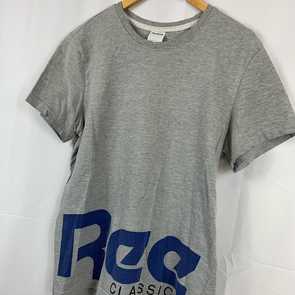 Retro Reebok tee